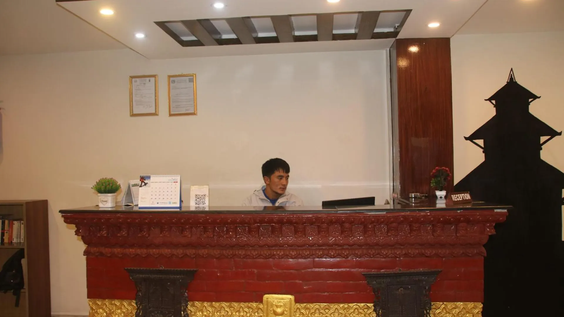 Hotel Monal Ktm Κατμαντού